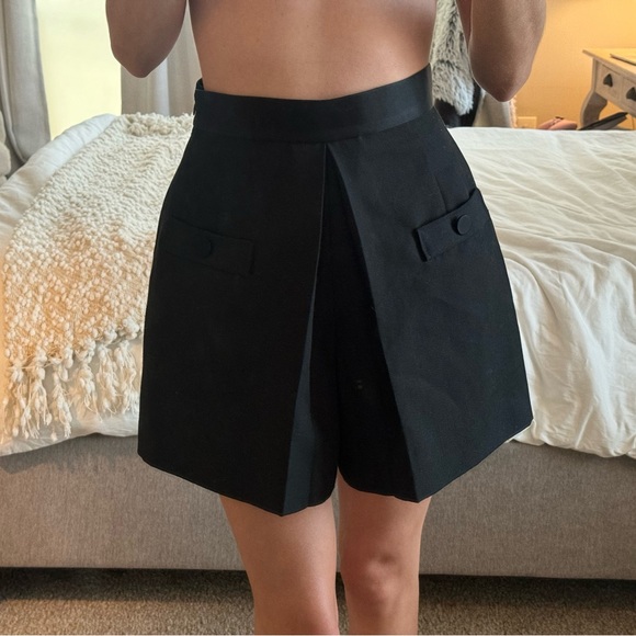 Sandro Elegant Black Women's Shorts